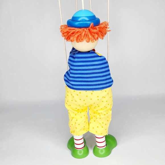 Wooden Clown Marionette 🤡 - Picture 4 of 5
